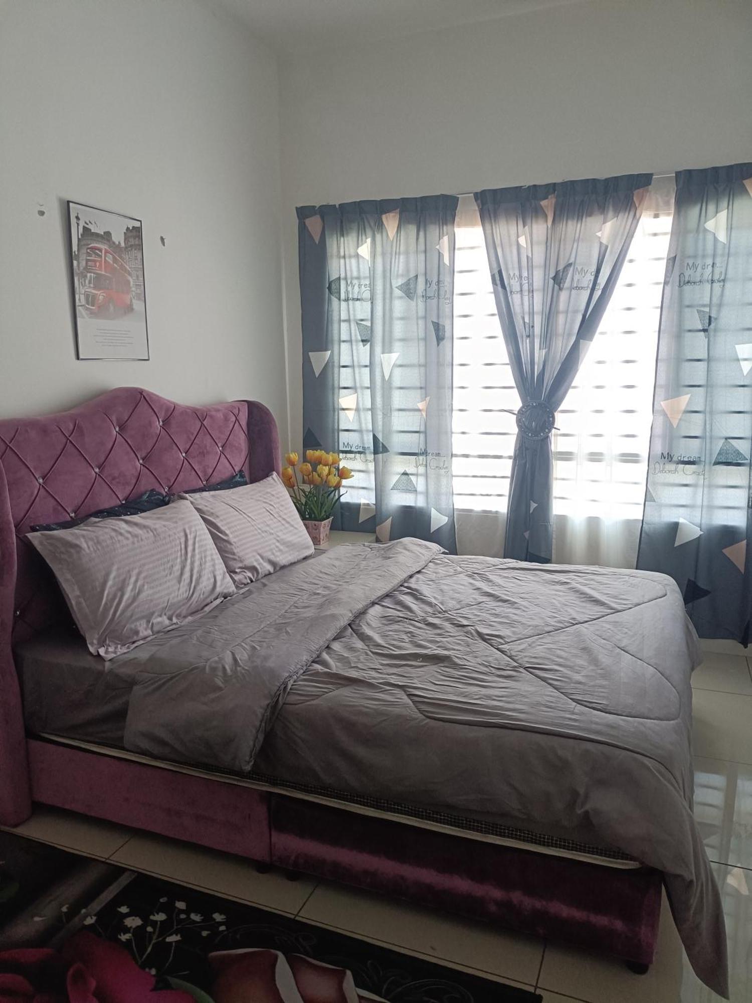 Cikta'Z Homestay Southville City Bangi Kampong Tangkas Kültér fotó